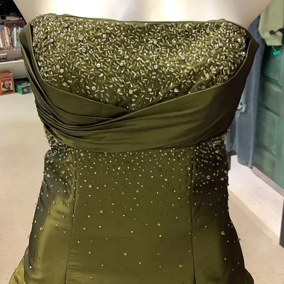Maggie Sottero Strapless Green Prom Gown - Picture 4 of 8